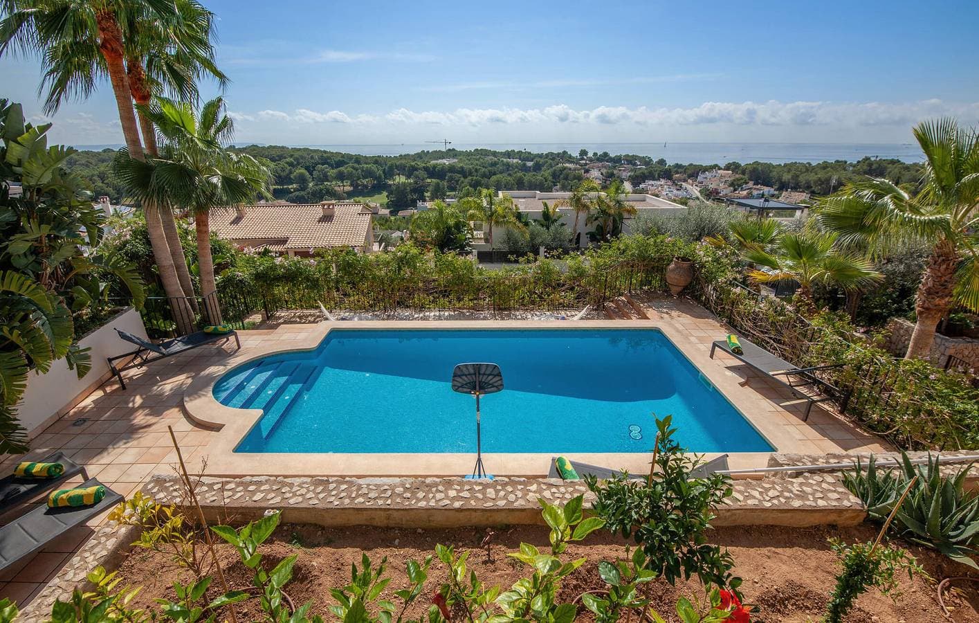 Foto 2 von 46: Rückzugsort am Meer mit Pool, Terrasse und Grill | 2 km zum Strand von Costa d'en Blanes