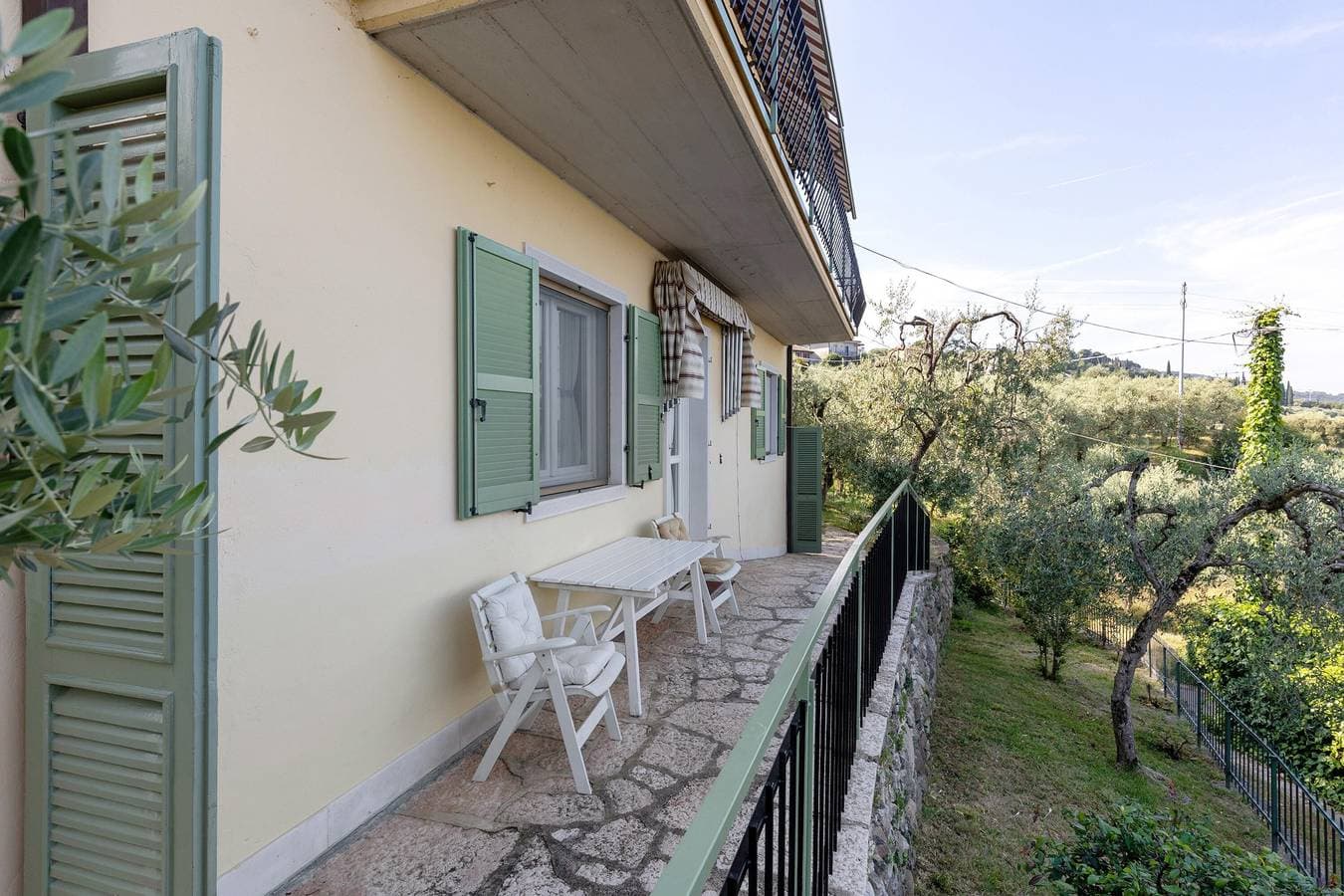 Foto 5 von 31: Ferienwohnung 'El Casal' mit Seeblick, Gemeinschaftspool und WLAN