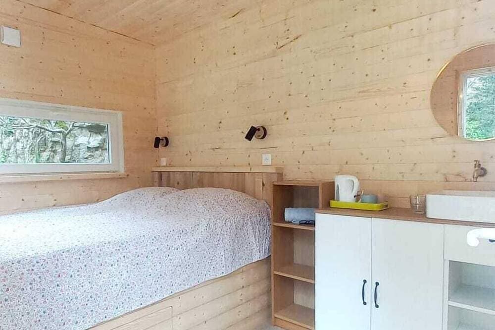 Foto 3 von 30: Une Maison Tout Confort, son Grand Terrain Nature et sa Piscine Juste Pour Vous!