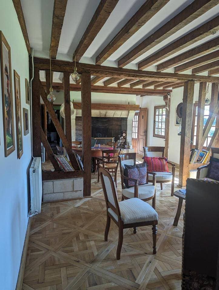 Foto 11 von 68: Six-Bedroom House