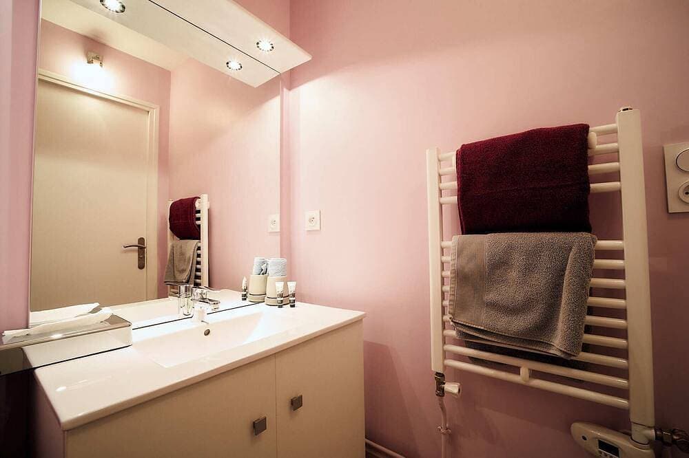 Foto 13 von 30: L'Albatros—Le Clos des Hirondelles. Vacation rental with private spa and garden
