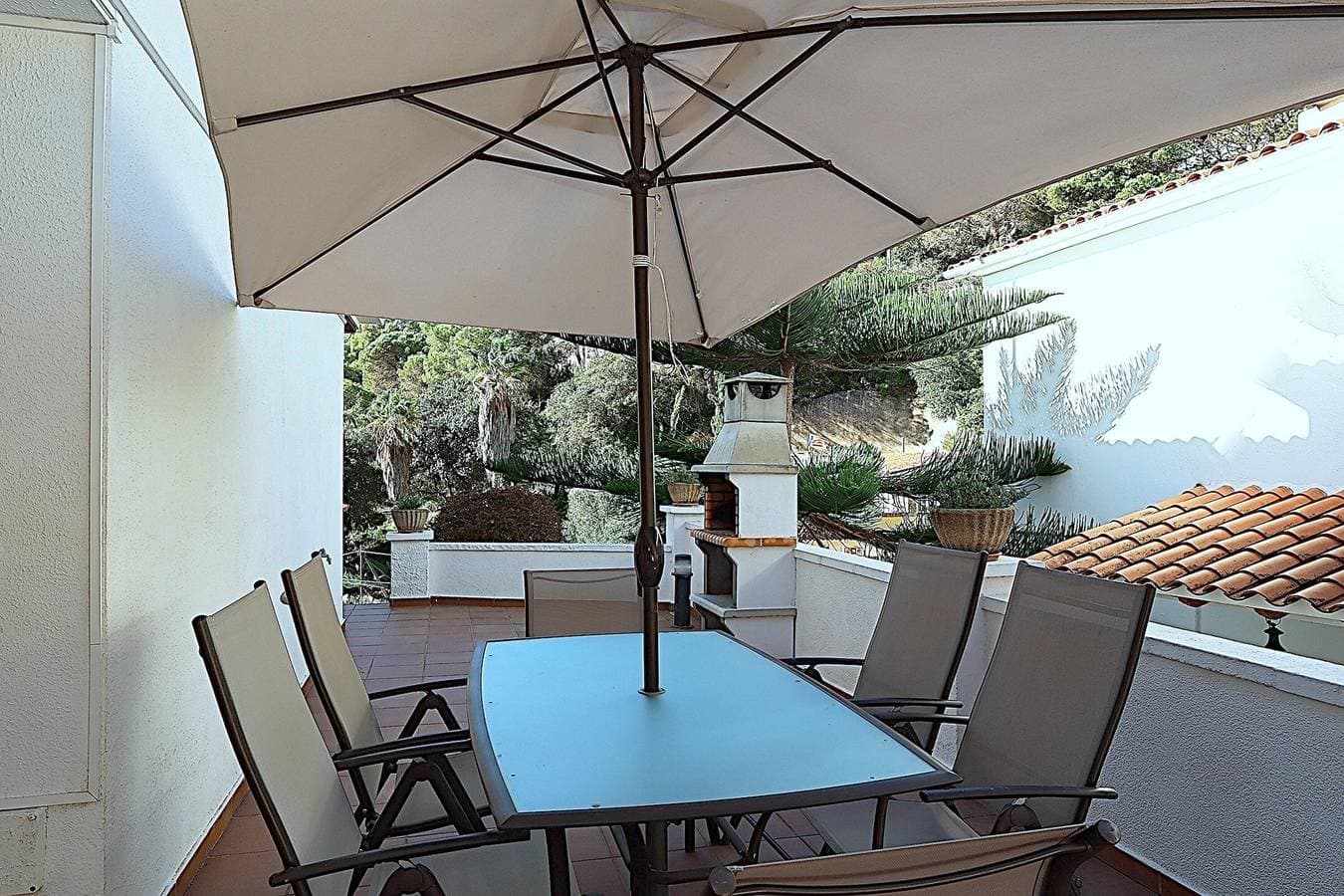 Foto 6 von 39: Villa Isamar – Villa mit privatem Pool für 6 Personen, nur 200 Meter vom Strand Canyelles entfernt