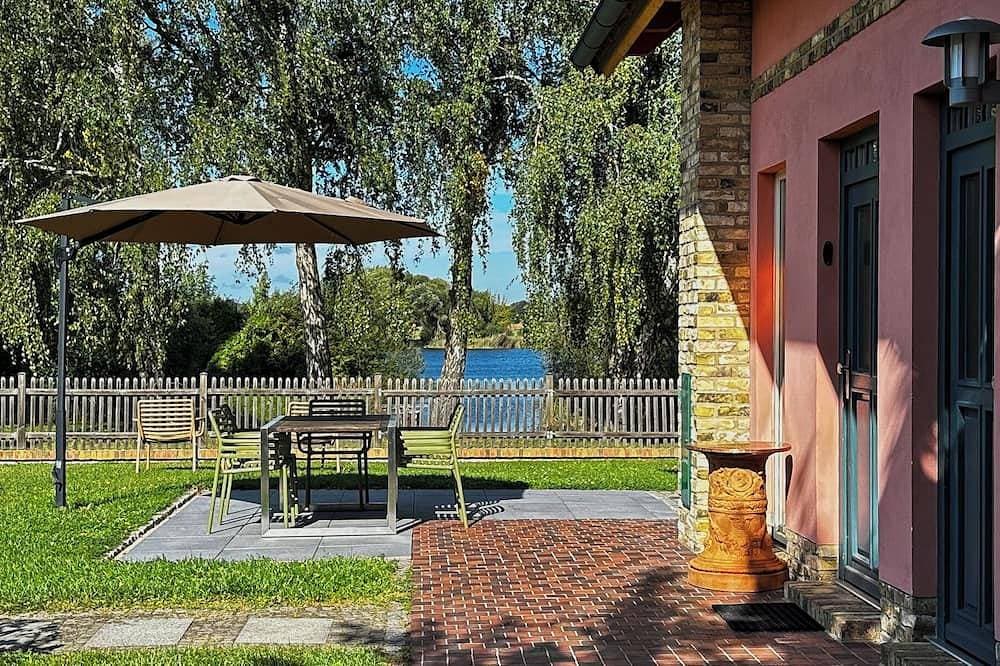 Großzügiges Haus mit Seeblick, Garten und Ruderboot am Beetzsee 1