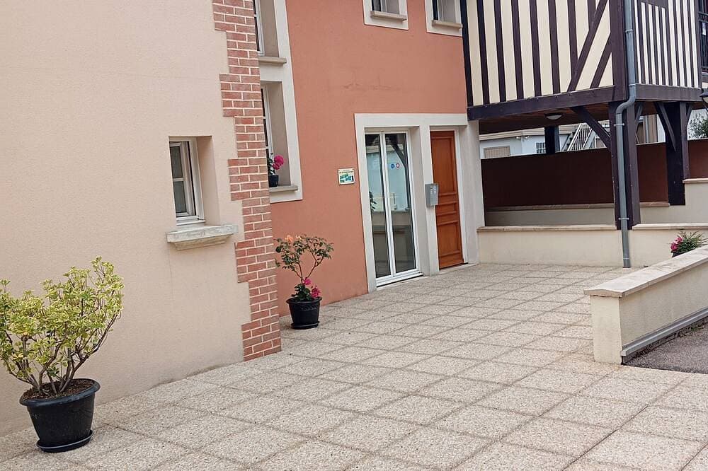 Foto 4 von 5: This residence in the heart of Honfleur is a great place to live.