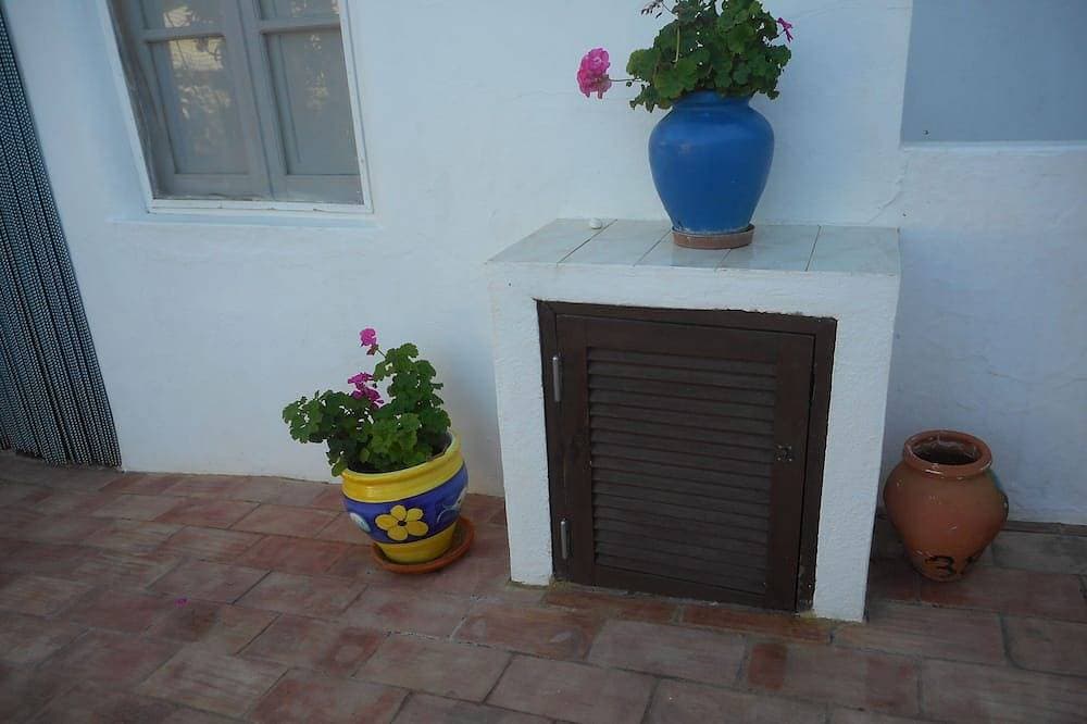 Foto 13 von 30: Typisches Algarve-Haus - Fuzeta, Arrroteia \"Casas carpinteiro\"