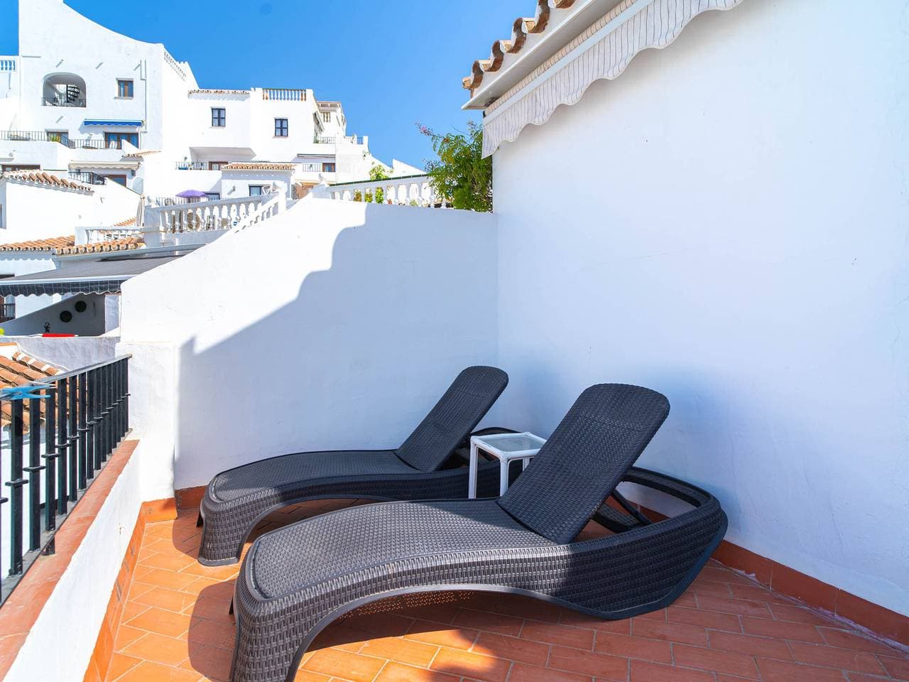 Foto 6 von 36: 2-Zimmer-Wohnung mit Pools und Terrassen in Nerja