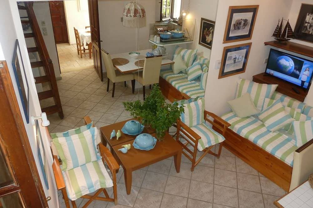 Foto 6 von 30: Farbige Lydia Suite, Pool, Patio, Dachterrasse, in der Nähe von Rethymno