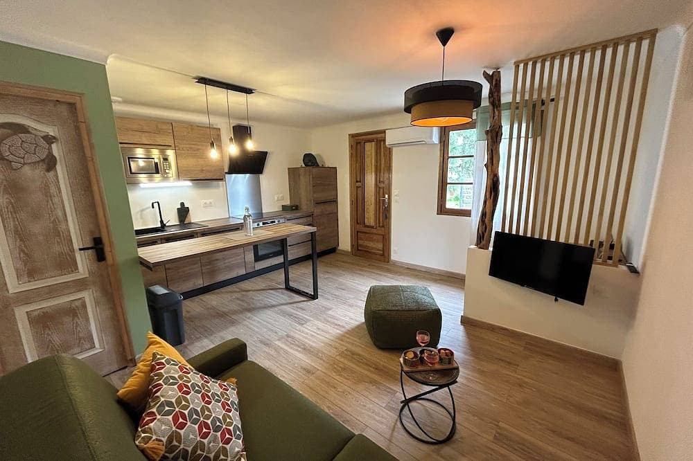A 10 mn des Plages, Appartement Refait à Neuf au Cœur D'un Village Authentique 1