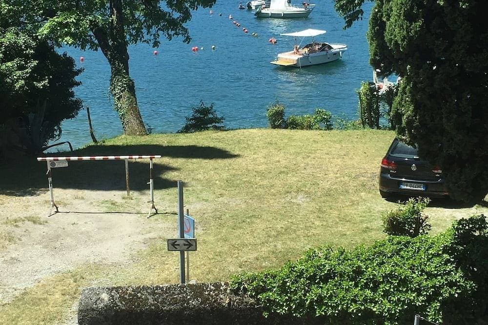 Foto 13 von 27: Within walking distance of the beach! A beautiful home in which to relax