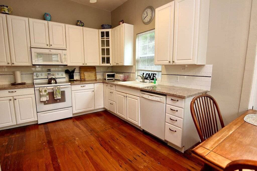 Foto 4 von 23: Market Haus - 2bdr / 1bth - für 6-8 Personen
