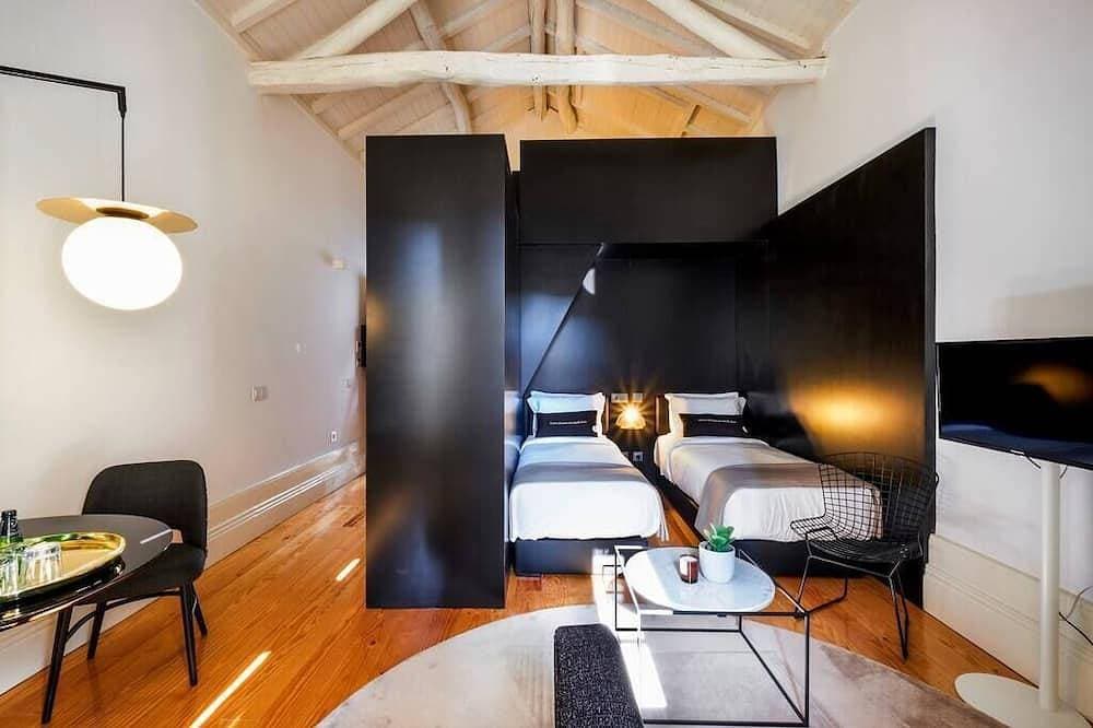 The A5 Luxury Mezzanine Studio #4 by Da'Home 1