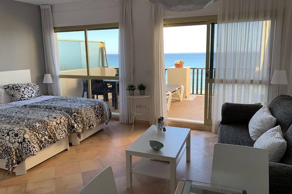 Foto 2 von 19: Apartment 853 on the beachfront with sea views