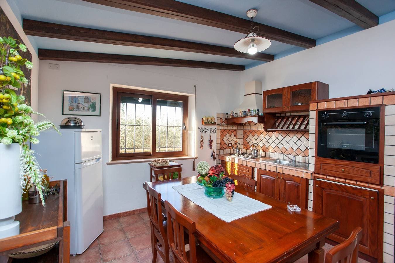 Foto 10 von 28: Ferienwohnung "Typisches Landhaus - Orosei" mit Terrasse & Gemeinschaftsgarten