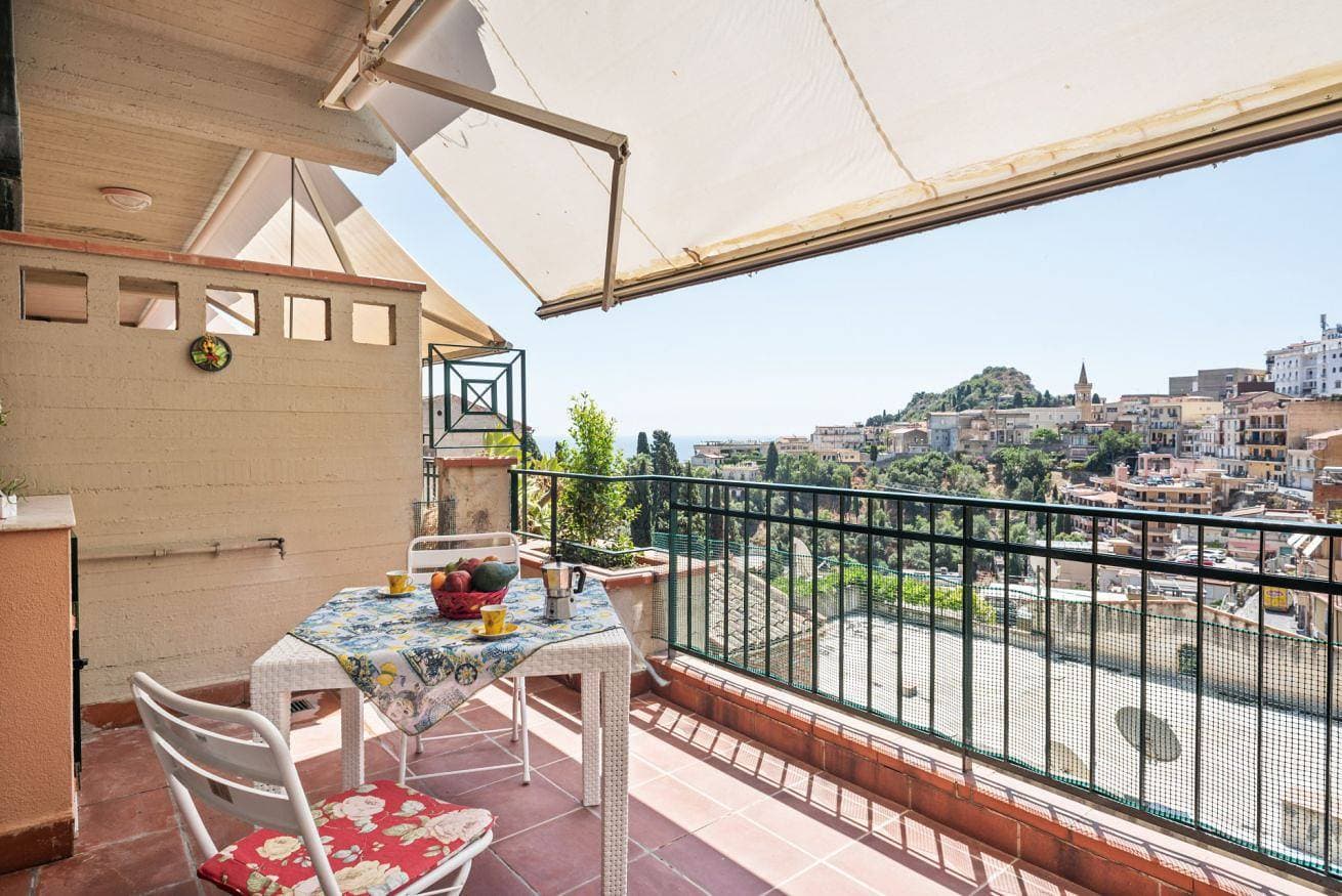 Foto 2 von 15: Ferienwohnung für 2 Personen mit Balkon/Terrasse