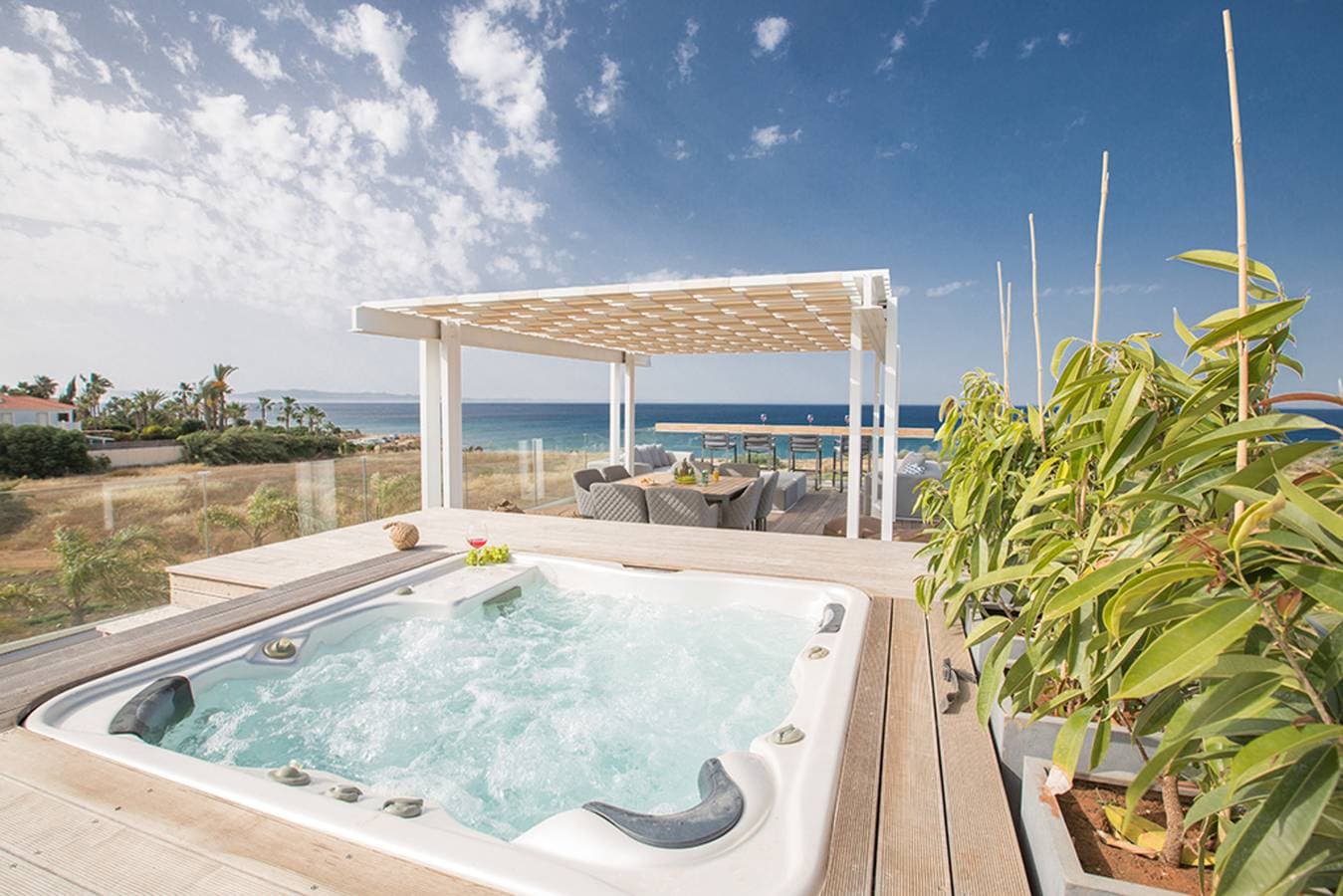 Foto 4 von 29: Villa für 10 Personen mit Balkon/Terrasse