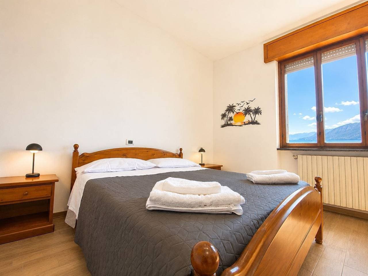 Foto 12 von 34: Labreva Ferienwohnung Augusta in Domaso mit Seeblick, Balkon und 2 Schlafzimmern