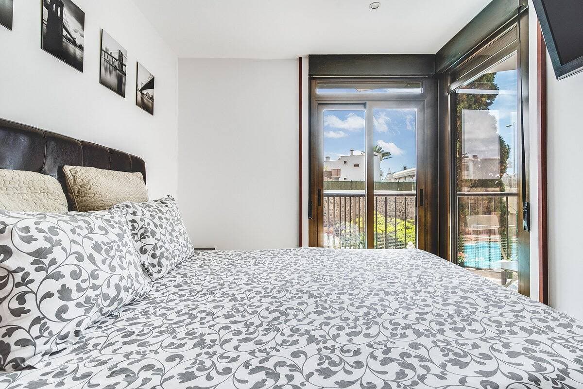 Foto 9 von 27: Ferienwohnung für 4 Personen mit Terrasse