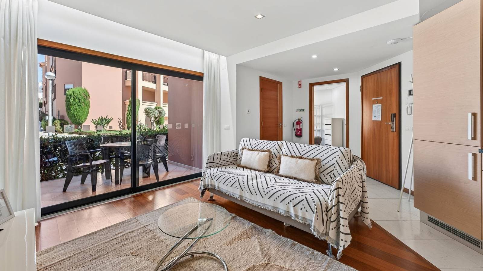 Foto 11 von 30: Ferienwohnung für 4 Personen mit Pool