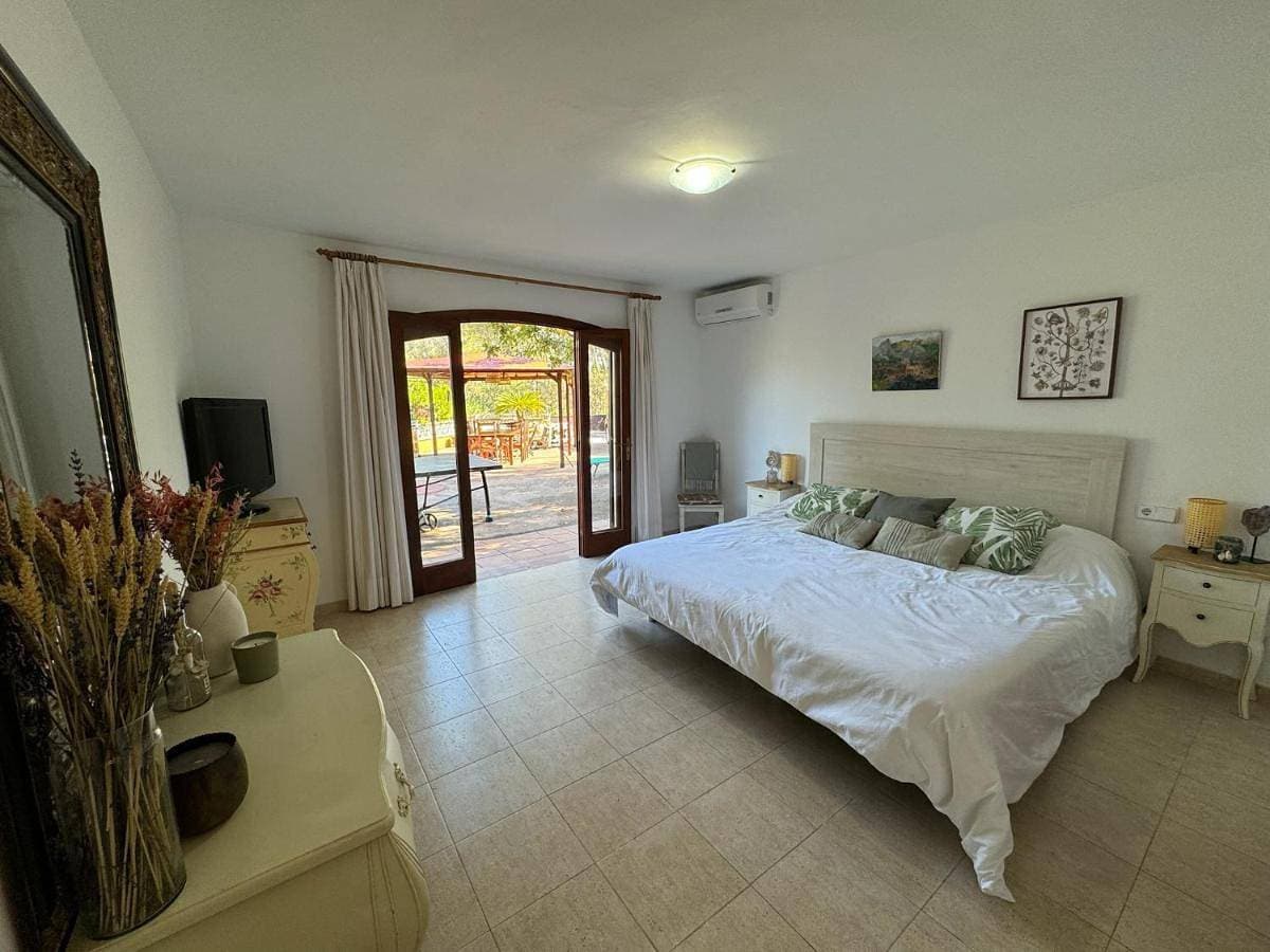 Foto 5 von 45: Villa with Private Pool