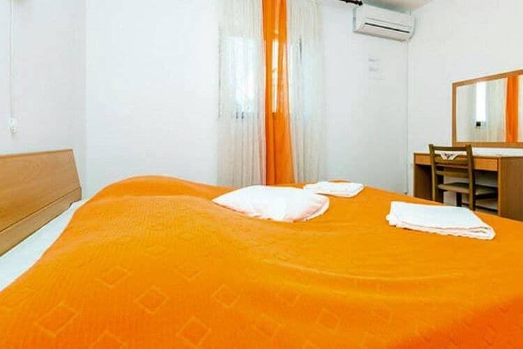 Foto 4 von 16: Guest House Fontana - Two Bedroom Apartment with Terrace and Sea View