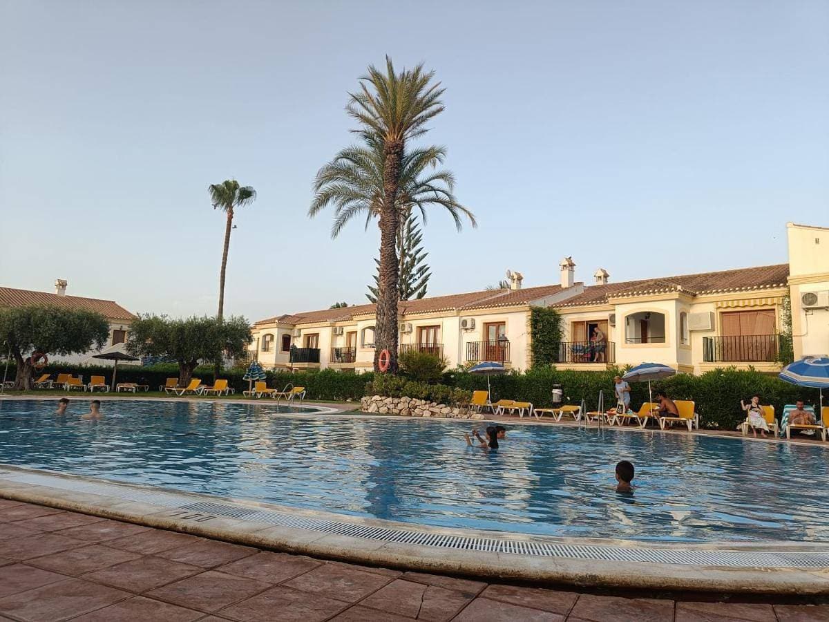 Vera Beach 1 1