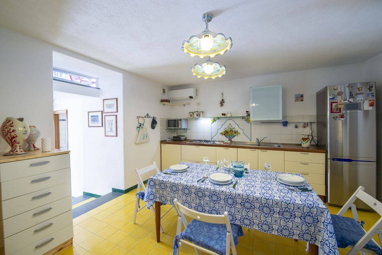 Foto 10 von 29: Ferienwohnung für 4 Personen mit Balkon/Terrasse