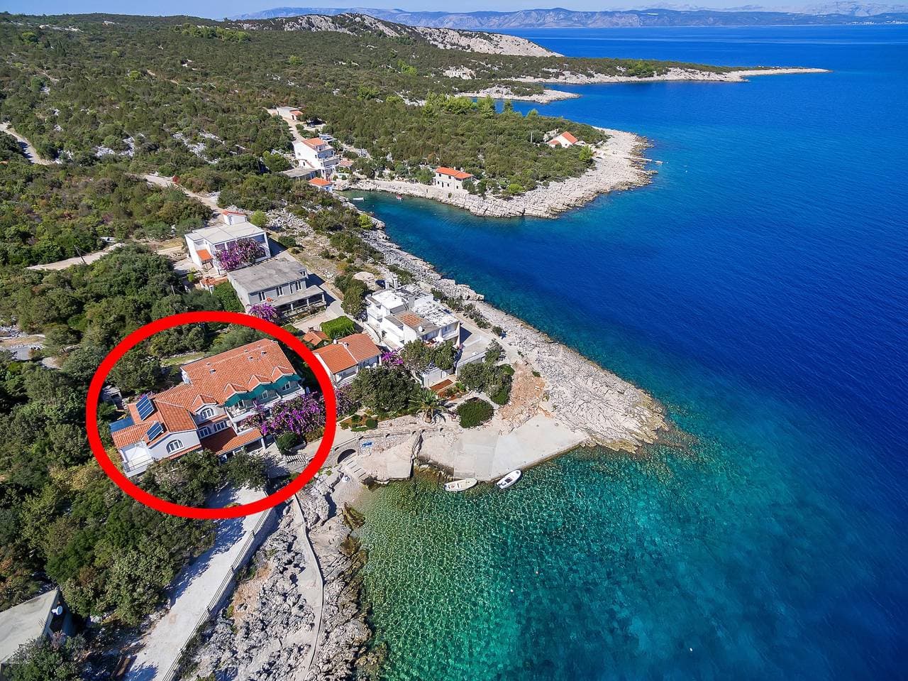 Foto 2 von 25: Studio Appartement am Strand Bucht Pokrivenik, Hvar As-10427-b