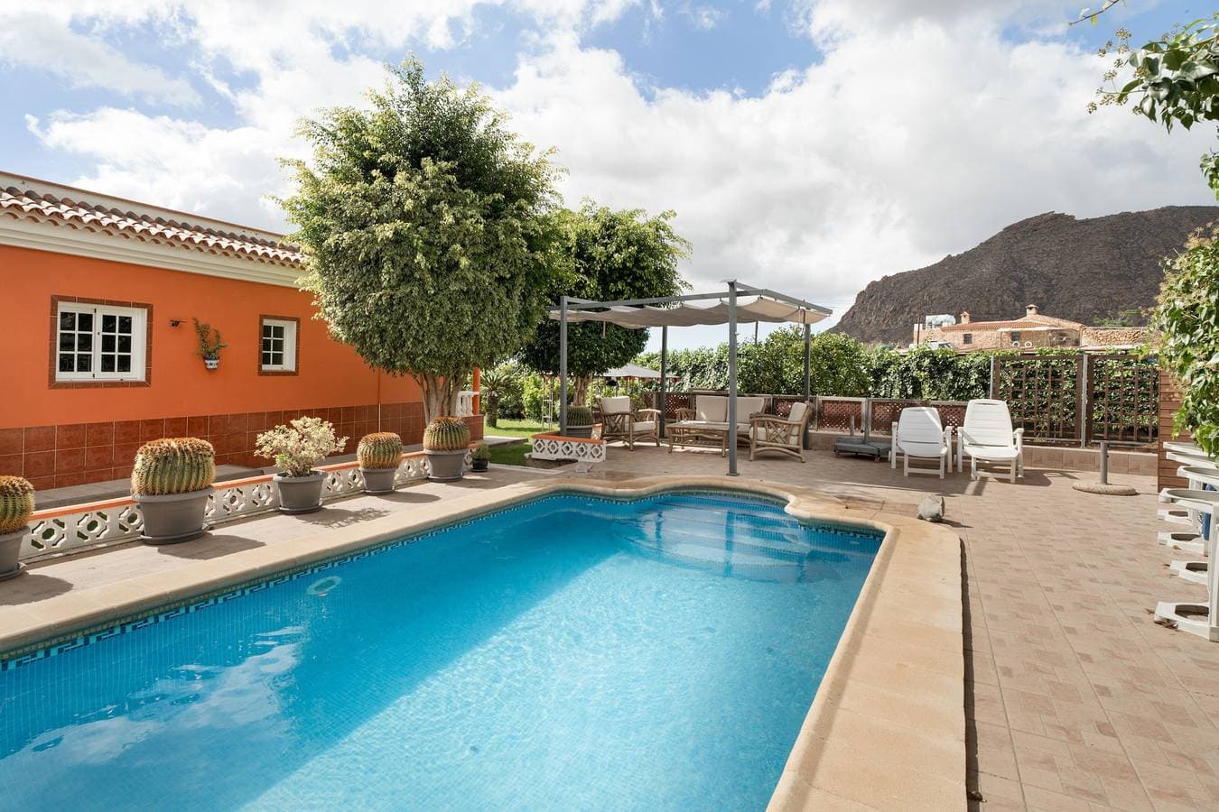 Foto 4 von 26: Ferienhaus 'Casa Boulou à El Roque' mit privatem Pool und Glasfaser-WLAN