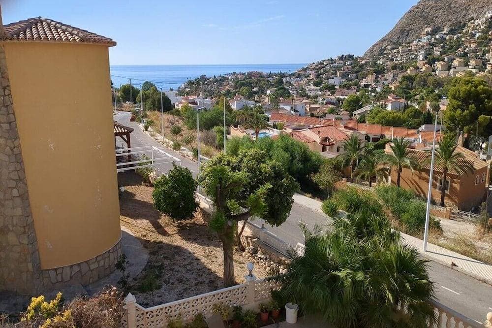 Foto 11 von 24: Moderne Wohnung,Klima,Pool!!   Inkl.Strom,Bettwäsche  Free-WIFI-Faser 1000 Mb 5G