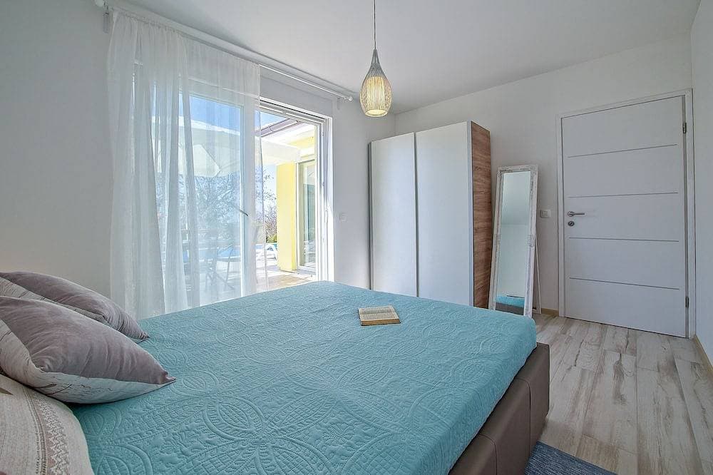 Foto 8 von 30: Ganz Neue 2019 Villa mit Pool,Grill,WiFi,Geschirrspüler,Waschmaschine