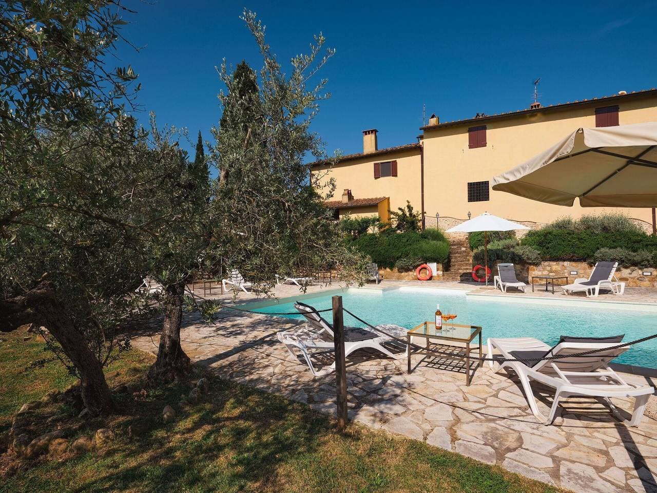 Foto 5 von 26: Ferienwohnung für 4 Personen mit Pool