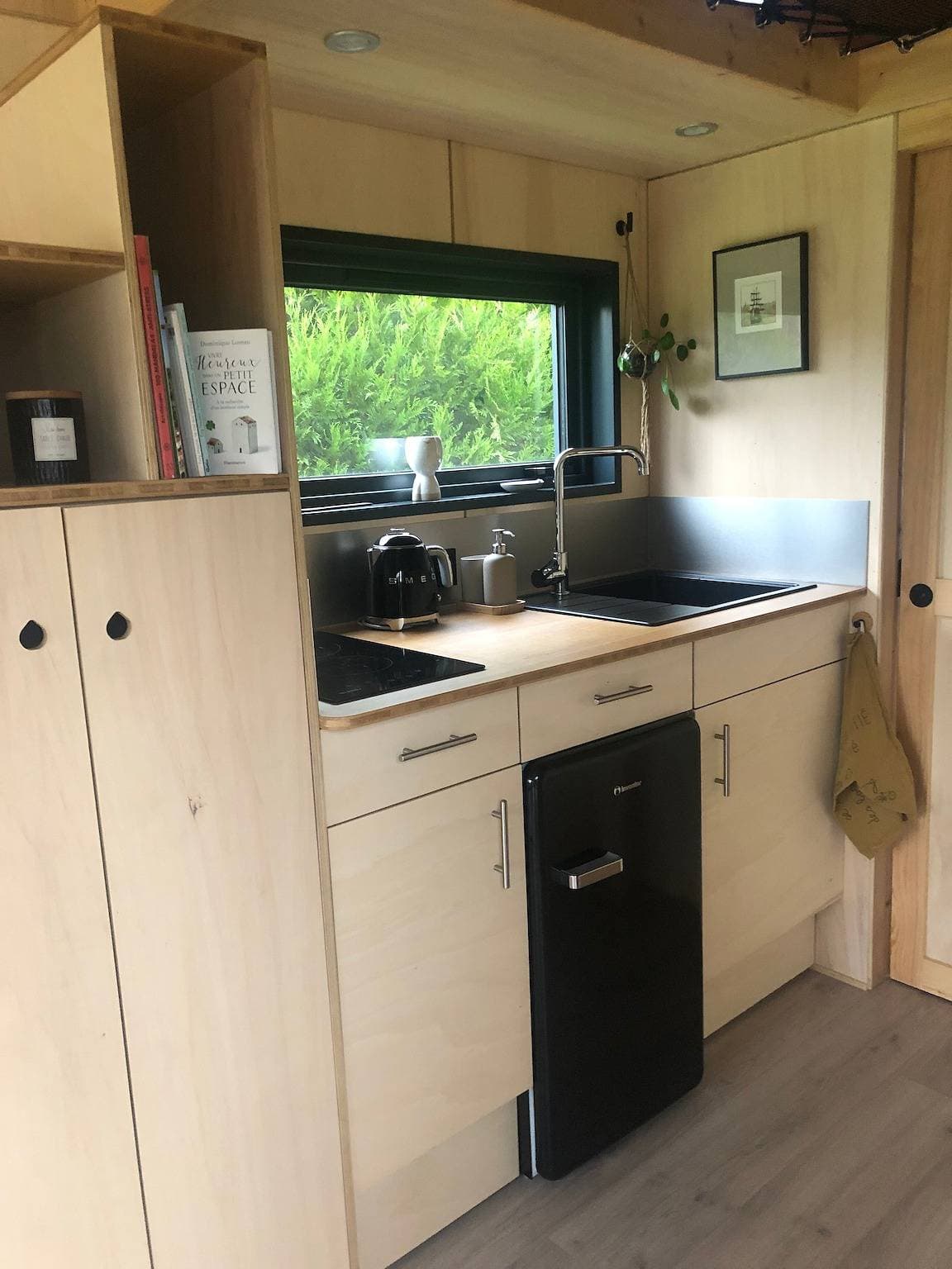 Foto 8 von 14: Chalet 'La Tiny House De La Blandinière' mit privater Terrasse, Gemeinschaftsgarten und WLAN