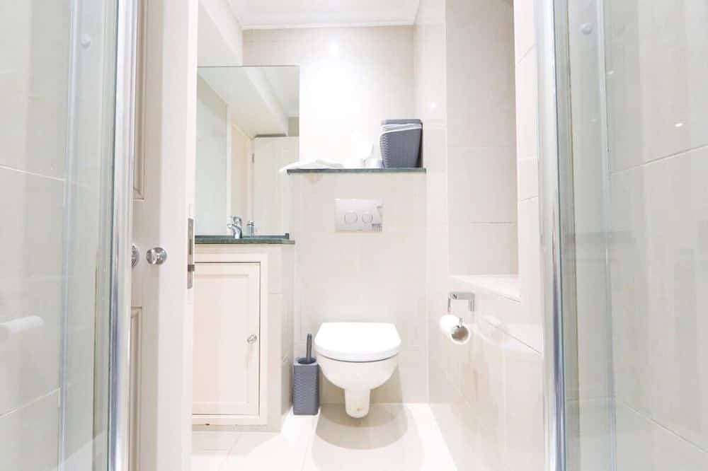 Foto 5 von 12: Modern Studio in Desirable Clifton Area