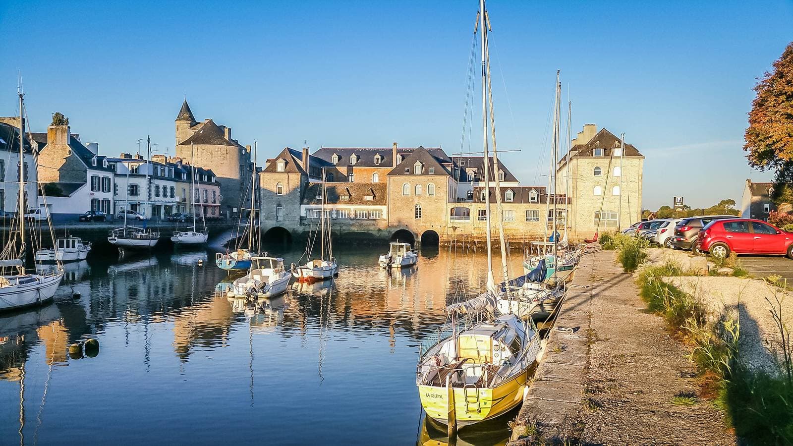 Foto 9 von 10: Pont L'Abbé, Wohnung für 4 Personen mit Balkon