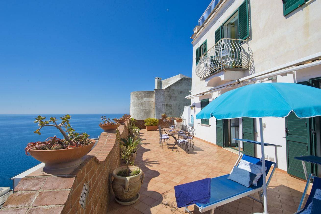 Foto 7 von 23: Ferienwohnung für 2 Personen mit Meerblick