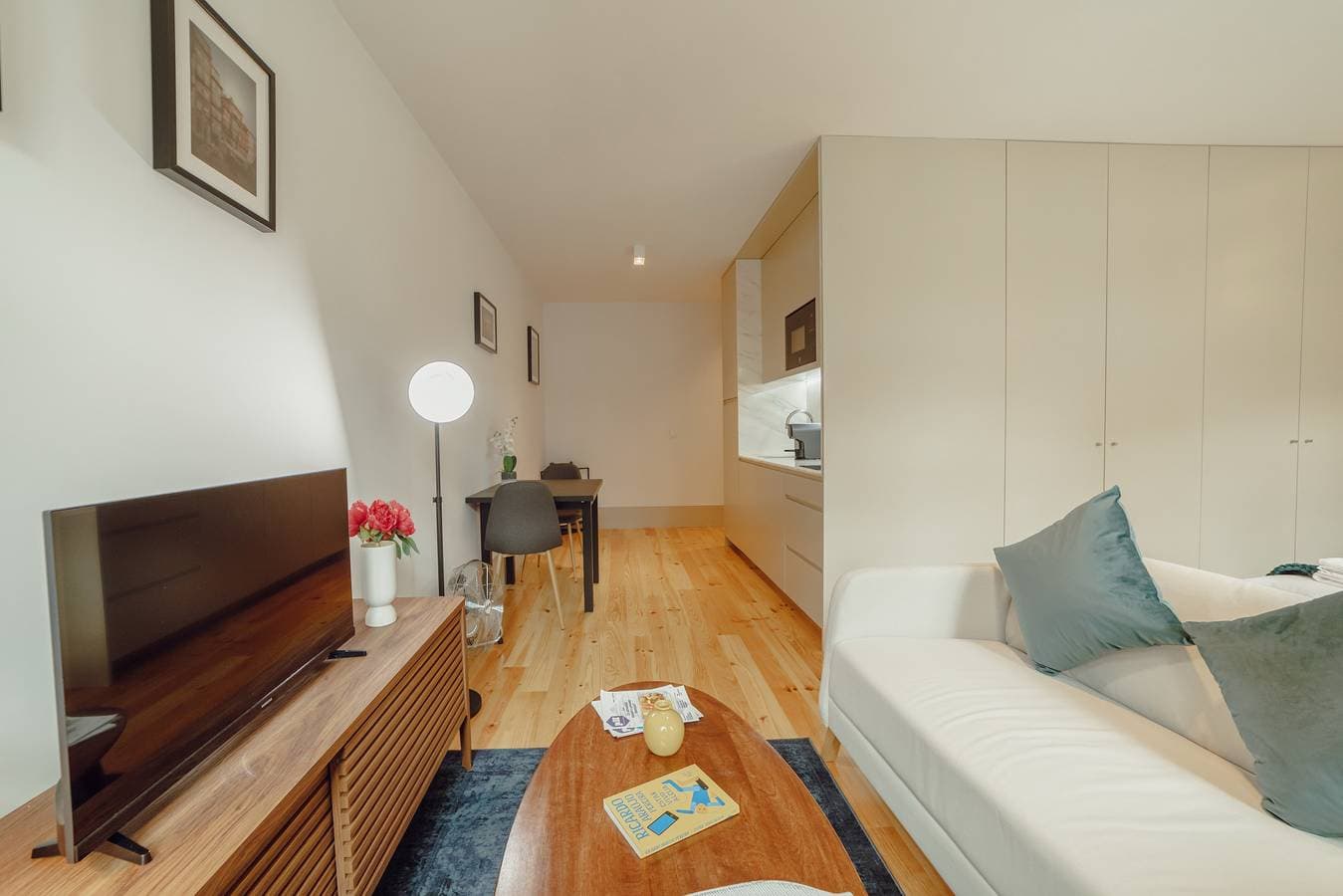 Foto 3 von 24: Legacy Oporto Design Apartment F