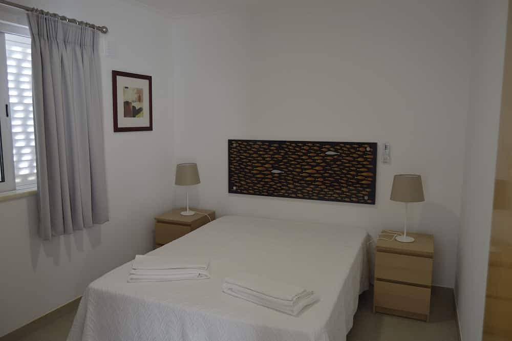Foto 2 von 23: New villa very close to the beach, complete