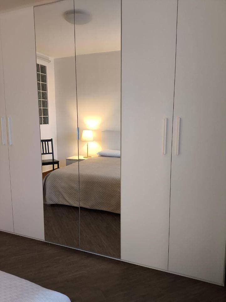 Foto 12 von 26: One-Bedroom Apartment with City View