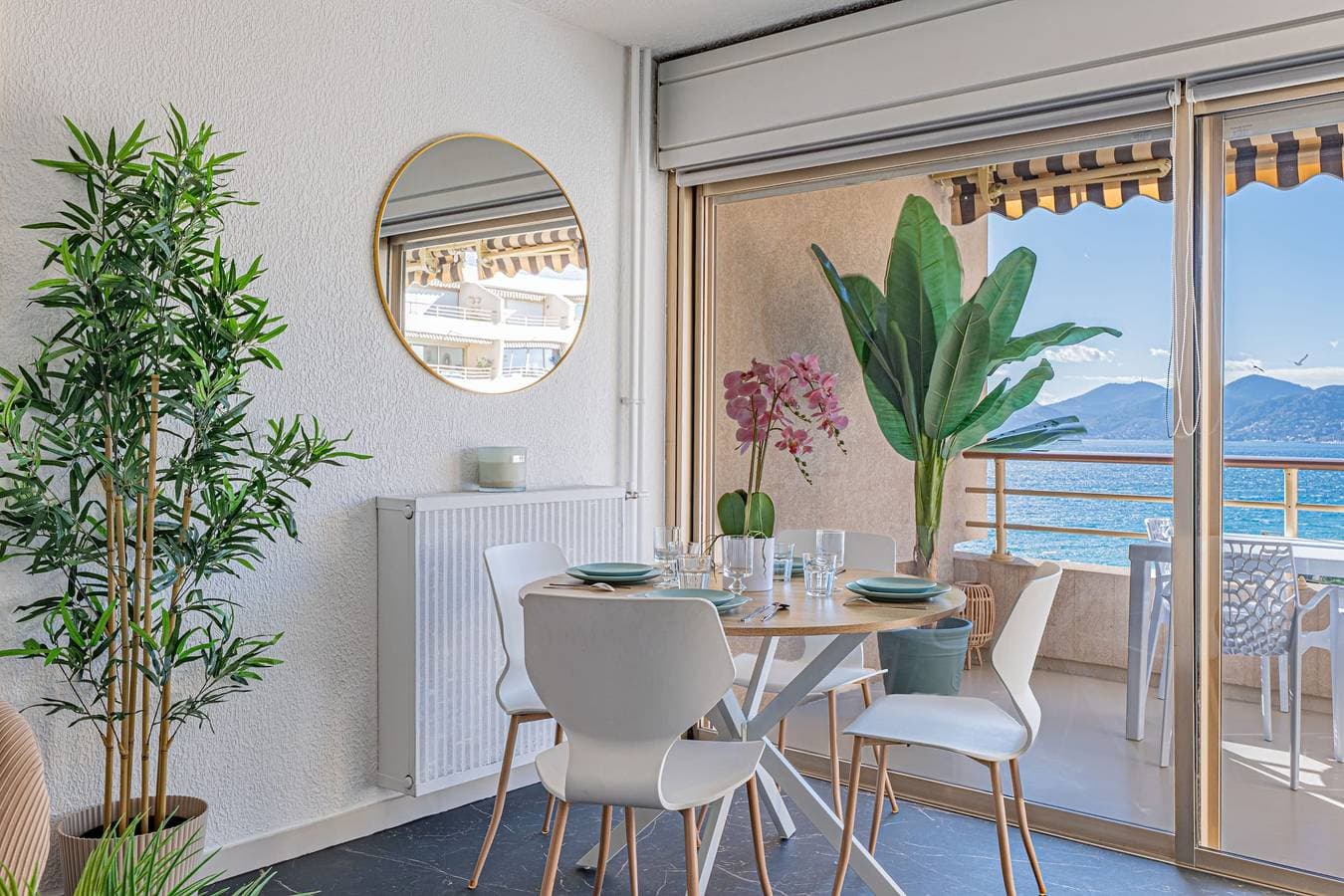 Foto 8 von 38: Ferienwohnung für 4 Personen mit Terrasse
