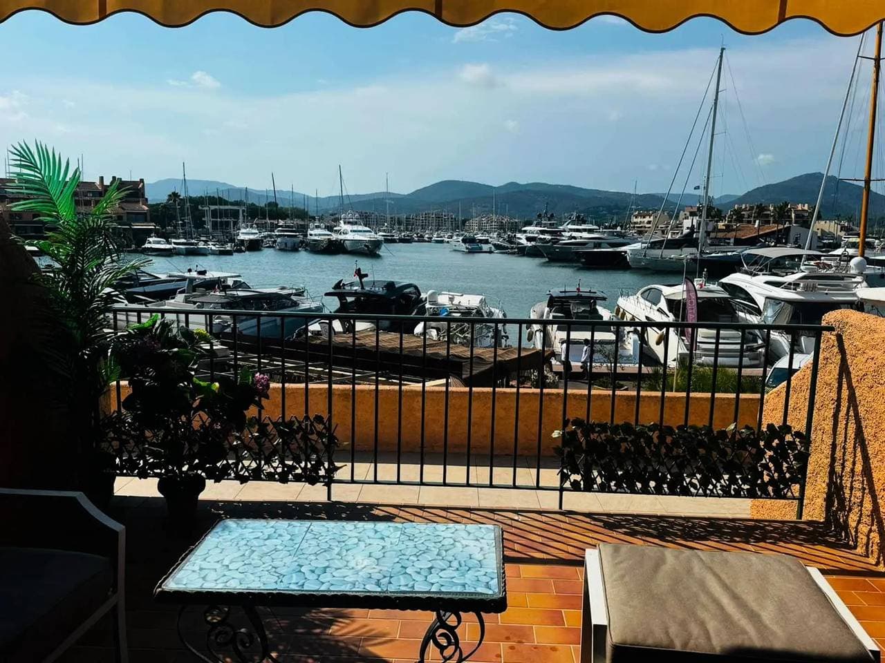 Klimatisierte T2 App mit Port View Nahe am Strand und an den Toren von Saint-Tropez 1