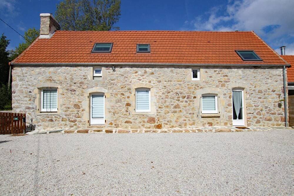 Foto 11 von 19: Steinhaus für Familien mit Spa und Garten in Tollevast