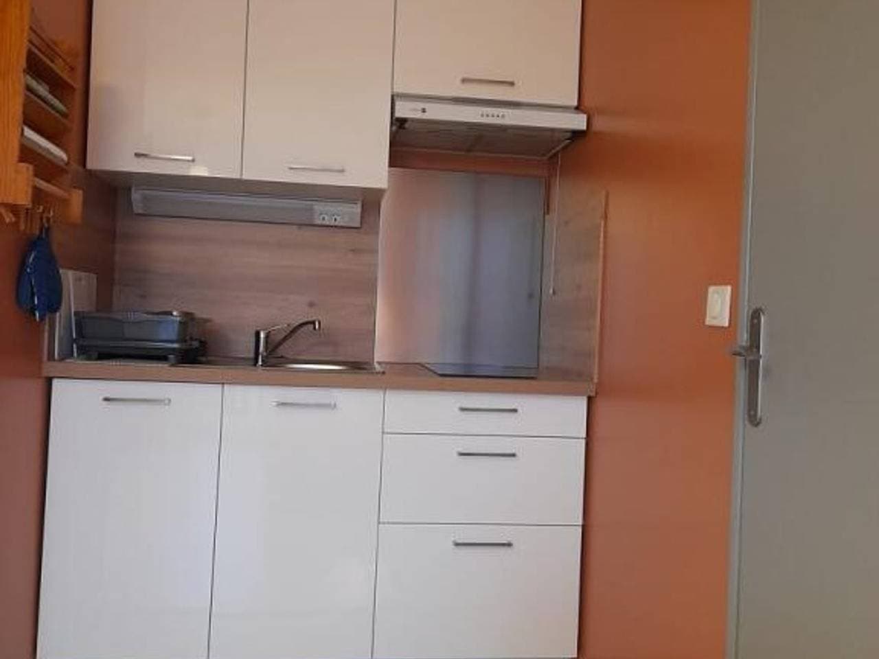 Foto 4 von 15: Renovierte 2-Zimmer-Wohnung mit Meerblick-Loggia und Parkplatz in Villers-sur-Mer