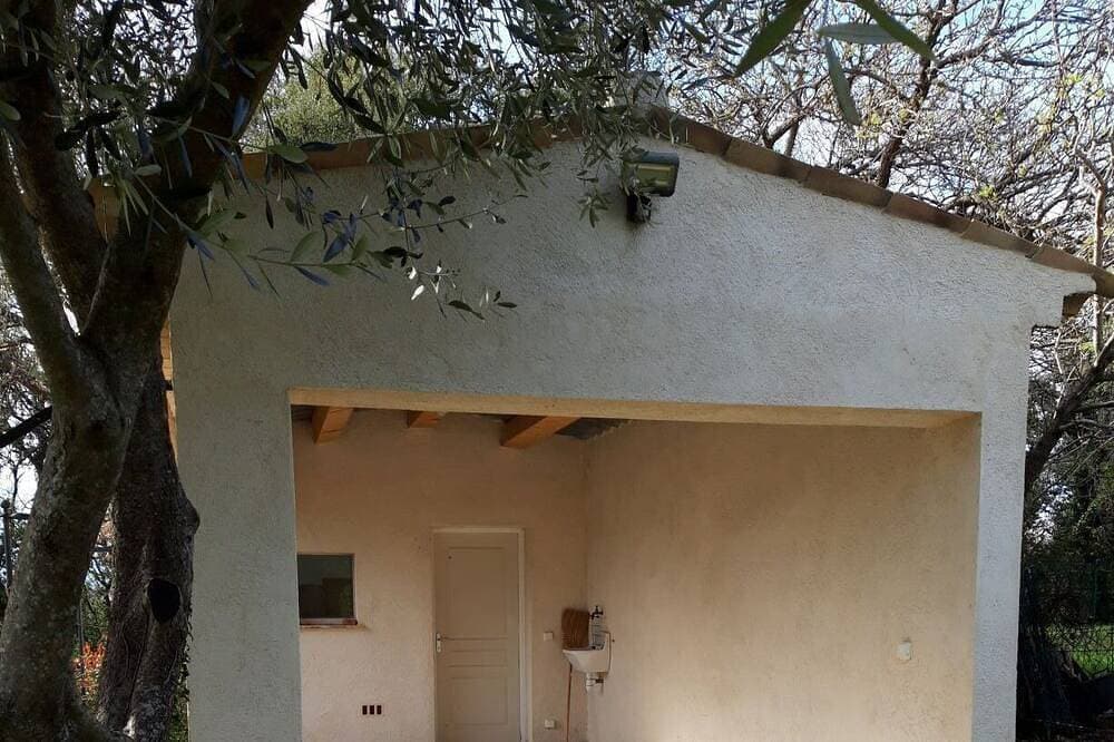 Foto 11 von 30: Schöne wohnung im erdgeschoss der villa mit infinity pool