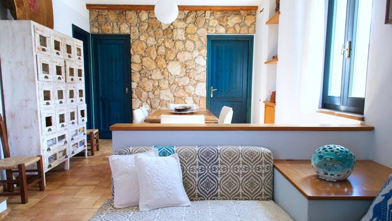 Sardinian Stone House- Beachfront 1