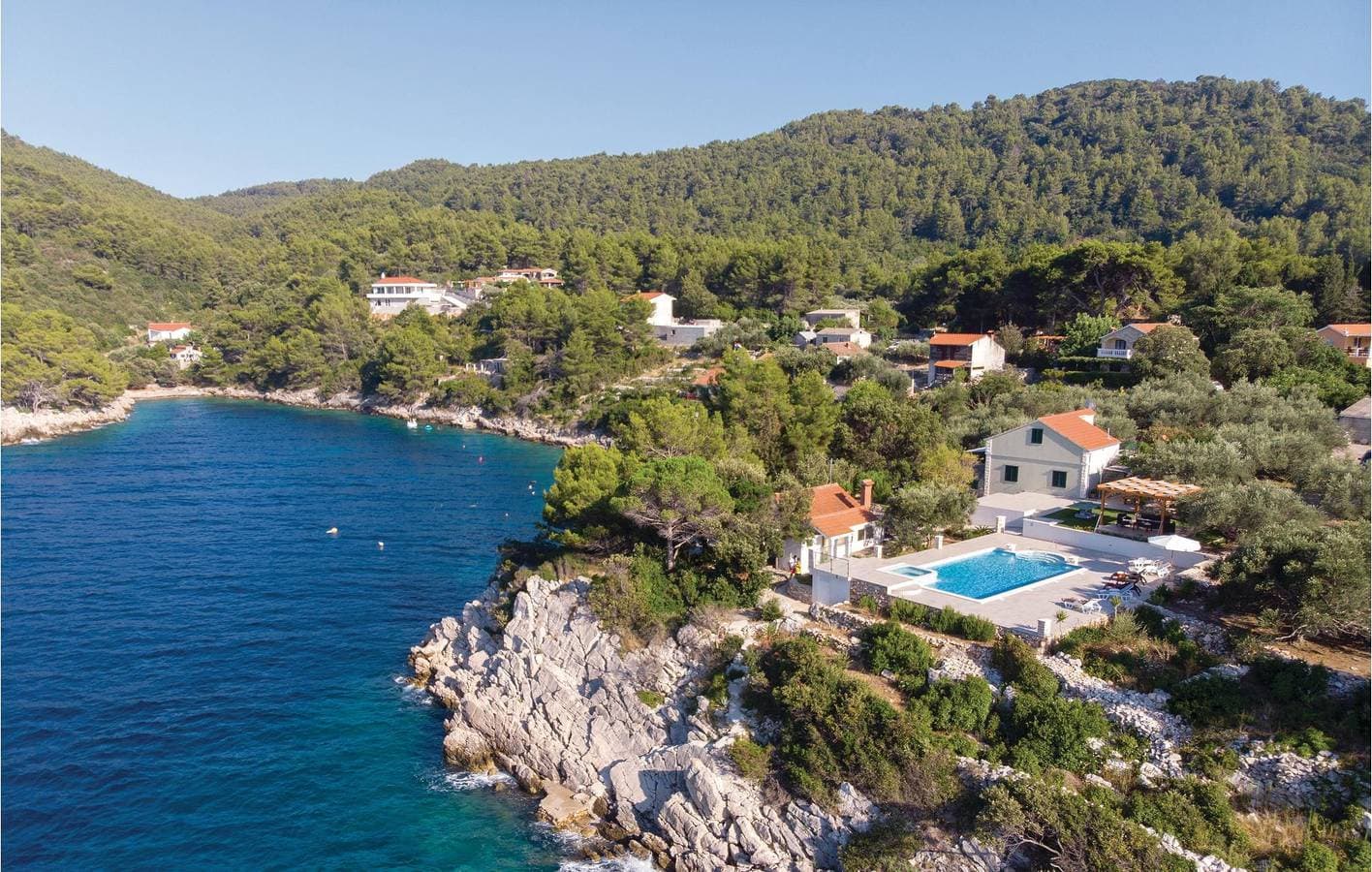 Foto 2 von 34: Reizende Ferienwohnung: 300 m vom Strand entfernt, mit Pool und moderner Ausstattung
