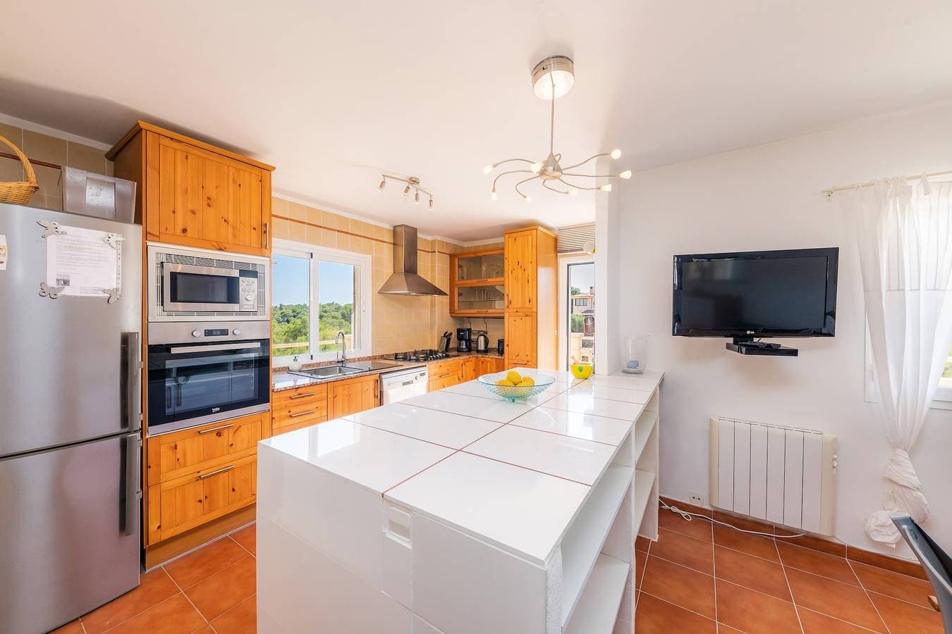 Foto 9 von 34: Herrliche Villa Sol mit Pool und WLAN