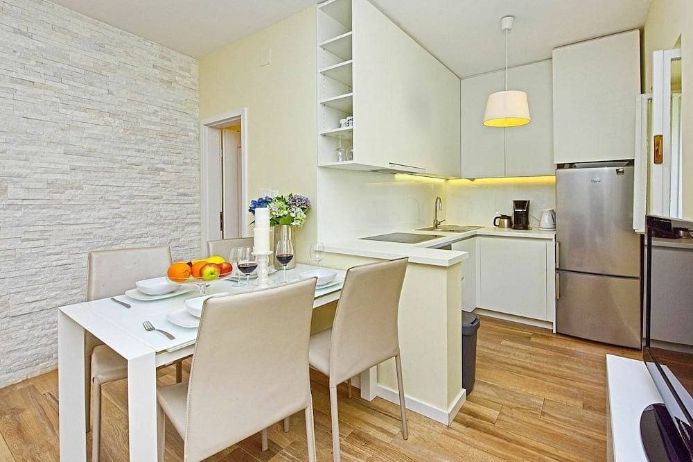 Foto 11 von 30: Schöne Wohnung in einem Ferienhaus für 4 Gäste mit Klimaanlage,  W-Lan, Pool, TV und Terrasse