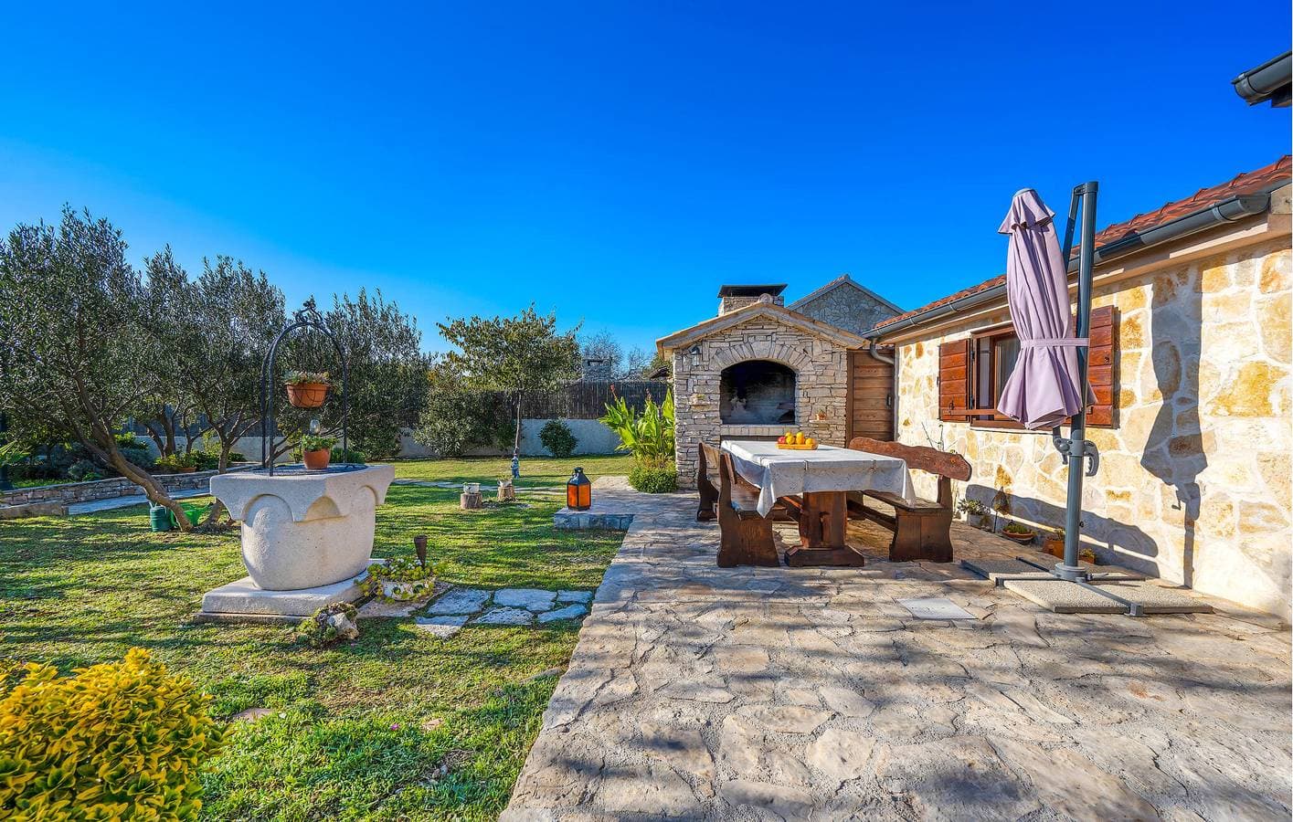 Foto 10 von 37: Gemütliche 1-Zimmer-Wohnung mit Pool und Terrasse in der Nähe des Flusses Krka