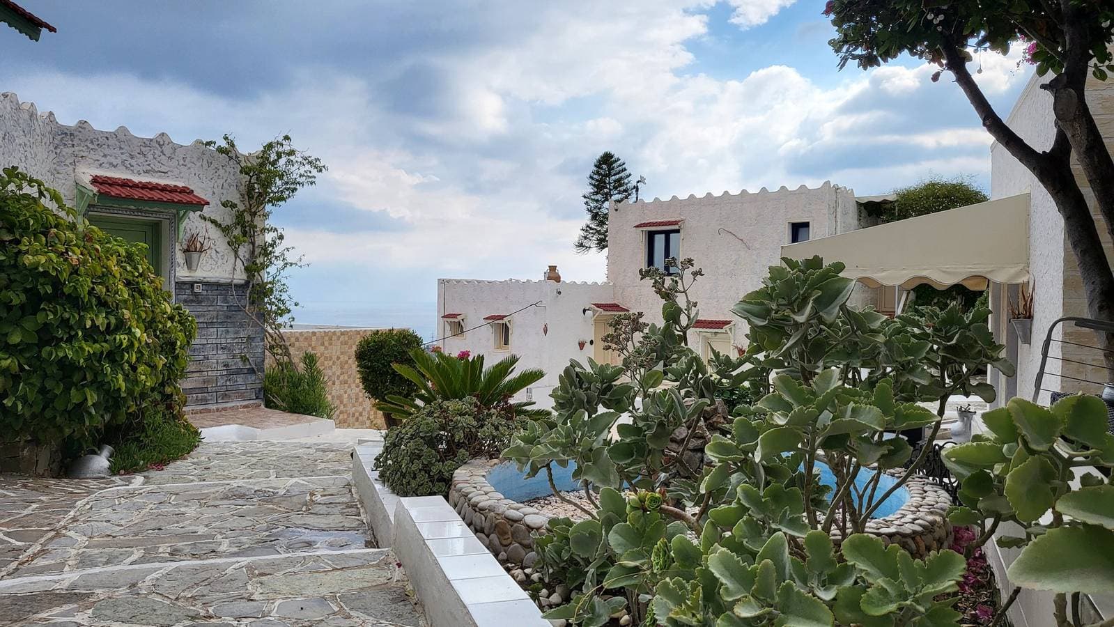 Foto 2 von 24: Geräumiges Zimmer in Creta für 3 Personen, mit Klimaanlage, Pool und Natur