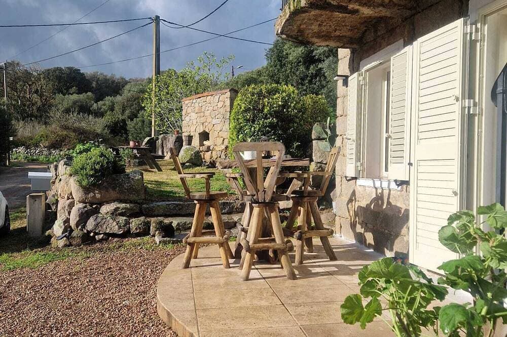 Typical Corsican house T4 1